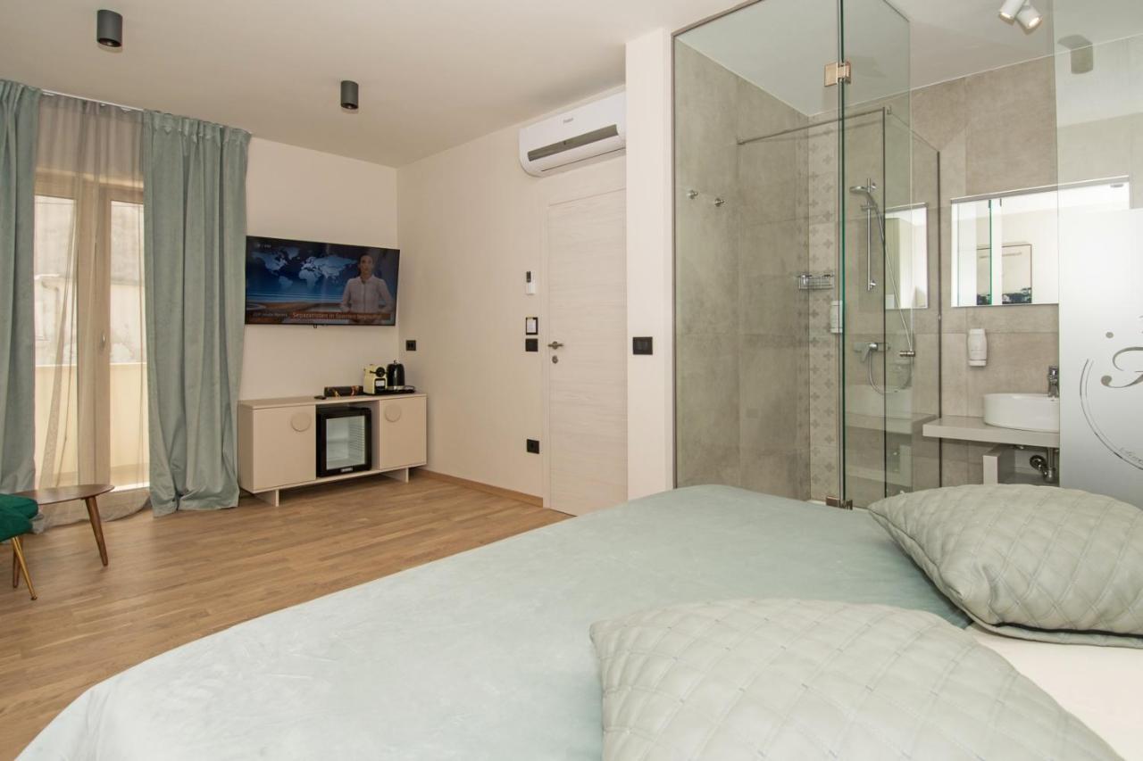 Fra&Kat Rooms Premantura Εξωτερικό φωτογραφία